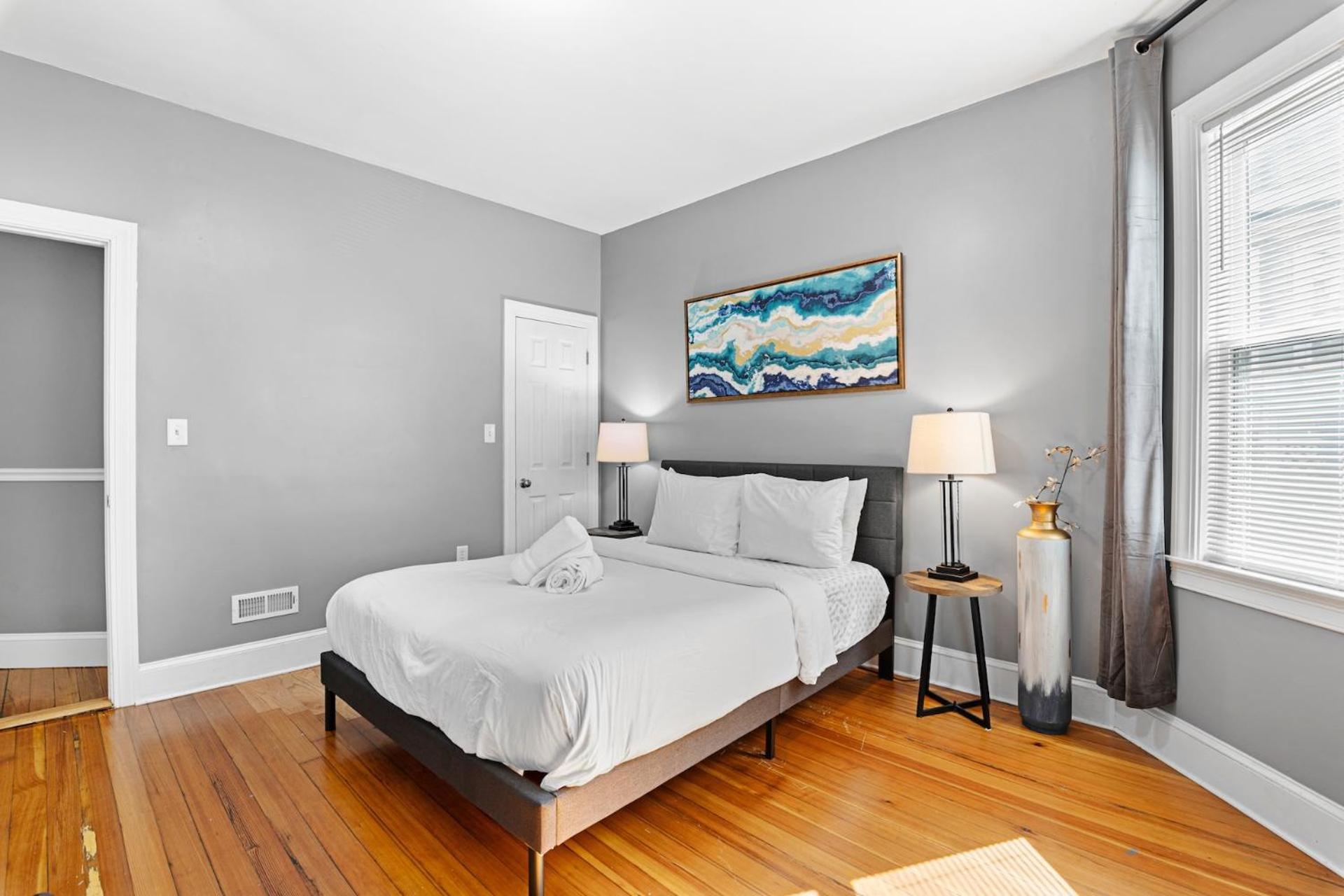 Spacious Near Ashmont - Evonify *