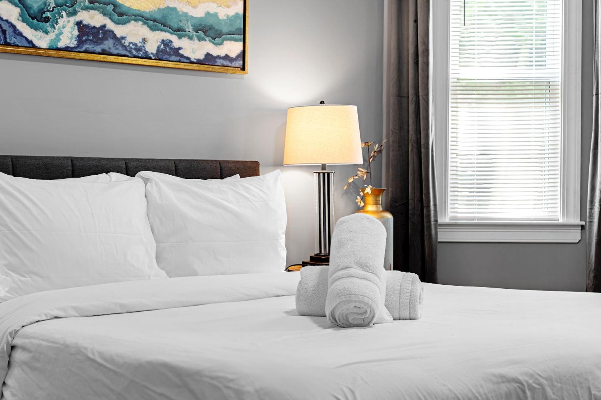 Spacious Near Ashmont - Evonify * Boston